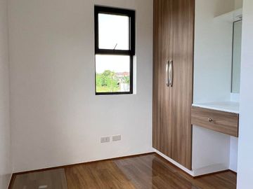 Single Attached House & Lot For Sale In Grand ParkPlace Imus Cavite