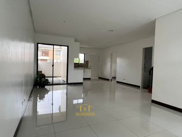 Single Attached House & Lot For Sale In Grand ParkPlace Imus Cavite