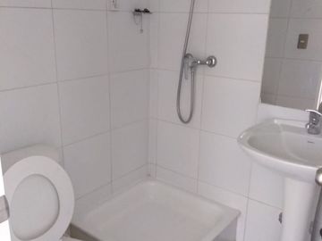 Vende Depto Barrio Italia, 3D-2B-1E-1B, Metro Santa Isabel