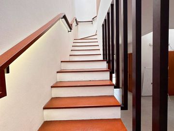 Dijual Rumah Ready Baru 5 Kamar / 2 Lantai Di Duren Sawit Jaktim Dekat RSUD
