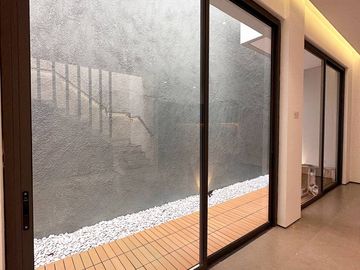 Dijual Rumah Ready Baru 5 Kamar / 2 Lantai Di Duren Sawit Jaktim Dekat RSUD
