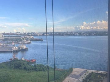 FOR SALE - BRAND NEW STUDIO SEAVIEW IN MANDANI BAY, MANDAUE CEBU. FRONT SEAVIEW UNIT. FURNISHED. READY FOR OCCUPANCY.