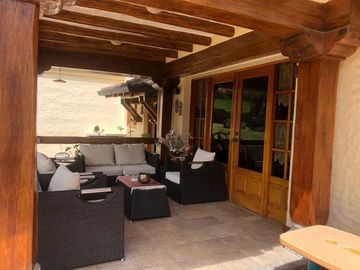 Casa mediterranea de venta en Tumbaco