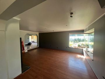 EN VENTA CASA EN CURICO, CAMINO A ZAPALLAR
