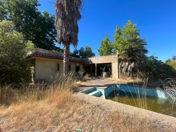 EN VENTA CASA EN CURICO, CAMINO A ZAPALLAR