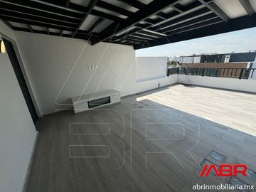 CASA NUEVA EN VENTA COTO SOARE II ORIENTACION NORTE SUR.