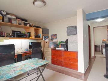 VENTA CASA DOS PISOS