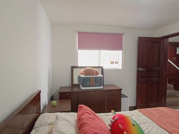 VENTA CASA DOS PISOS