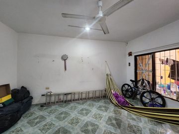 CASA EN VENTA, COL.  GARCIA GINERES, MÉRIDA, YUC.
