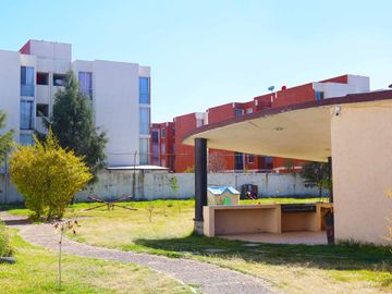 Casa en venta, Fraccionamiento Paseo del Roble N. 31,San Francisco Ocotlán, Puebla.