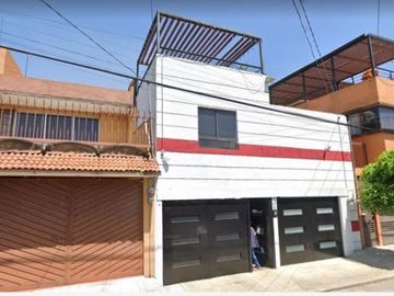Casa en venta en Gustavo A. Madero, Norte 19, Nueva Vallejo Ciudad de México