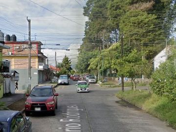 ¡¡Haz Que Tu Dinero Trabaje Para Ti Hoy !! Venta de Casa en Exclusiva Zona, Col. Fco Ferrer Guardia Xalapa, Ver..