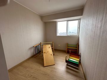 Venta de Duplex en Avenida Tomas Marsano
