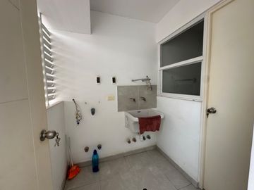 Venta de Duplex en Avenida Tomas Marsano