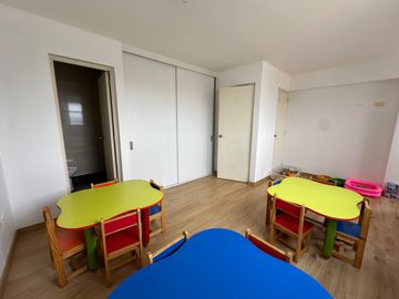 Venta de Duplex en Avenida Tomas Marsano
