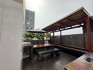 Venta de Duplex en Avenida Tomas Marsano