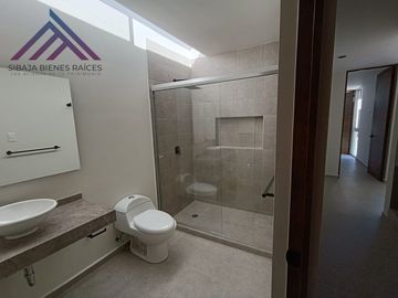 CASA EN VENTA EN PRIVADA RAMBLAS EN ZONA DE SANTA BARBARA EN POZOS SAN LUIS POTOSI