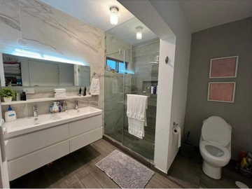 SE VENDE CASA EN COLINAS DE SAN JERONIMO
