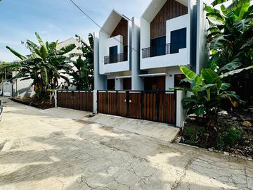Rumah Dijual SIAP HUNI Di Jl. Wibawa Mukti 2, Jatiasih - Kota Bekasi MURAH Ready Stock [AR034]