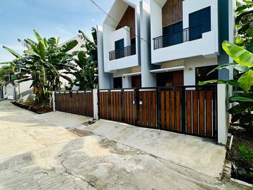 Rumah Dijual SIAP HUNI Di Jl. Wibawa Mukti 2, Jatiasih - Kota Bekasi MURAH Ready Stock [AR034]