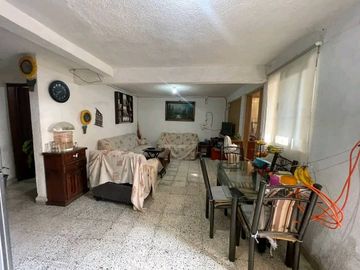 CASA EN VENTA EN PASEO DE LAS CARRETAS OJO DE AGUA