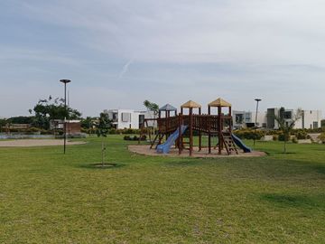 Se Vende Casa de Lujo en Condominio Orgánica – Subtanjalla, Ica