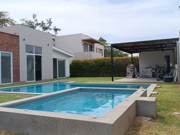 Se Vende Casa de Lujo en Condominio Orgánica – Subtanjalla, Ica