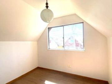 EN VENTA CASA EN CURICÓ, VILLA CONAVICOOP