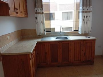 ¡Vendo Amplio Depa! Urb. Bancario Chincha Alta