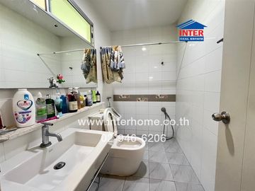 บ้านเดี่ยว 2 ชั้น 81 ตร.ว. หมู่บ้านนันทวัน สาทร-ราชพฤกษ์ ใกล้รถไฟฟ้า BTSบางหว้า ถนนราชพฤกษ์ ถนนเพชรเกษม เขตภาษีเจริญ กรุงเทพมหานคร
