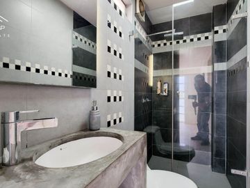 Hermosa Casa en Condominio