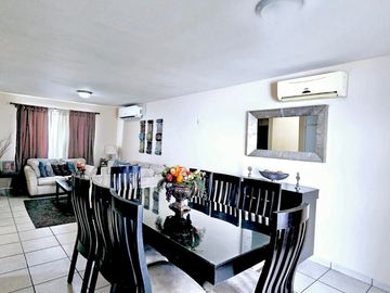 CASA EN VENTA EN BANÚS RESIDENCIAL AL NORTE DE HERMOSILLO MUY CERCA DEL BLVD MORELOS