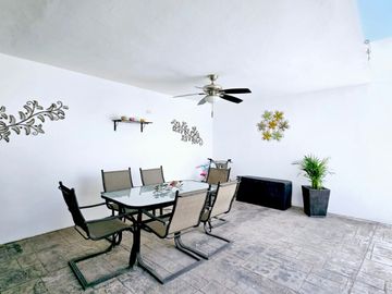 CASA EN VENTA EN BANÚS RESIDENCIAL AL NORTE DE HERMOSILLO MUY CERCA DEL BLVD MORELOS