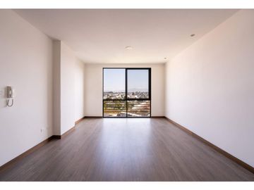Venta de departamento en Tumbaco, cerca a la Av. Interoceánica, Ruta Viva, centros comerciales y bancos.
