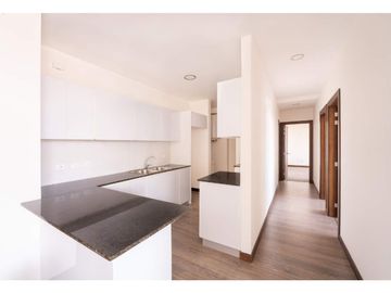 Venta de departamento en Tumbaco, cerca a la Av. Interoceánica, Ruta Viva, centros comerciales y bancos.