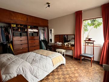 VENDO CASA EN LA AURORA - MIRAFLORES