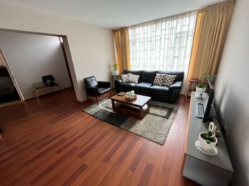 VENDO CASA EN LA AURORA - MIRAFLORES