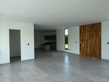 Venta Casa Campestre en las Marias- Via Cerritos la Virginia