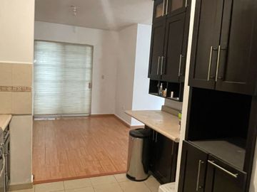 CASA EN VENTA SECTOR PRIVADO EN ESCOBEDO