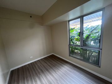 FOR SALE | 1 Bedroom with Balcony (T1-222) | Centralis Towers - Makati