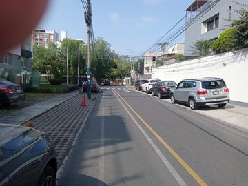 OPORTUNIDAD POR VIAJE CASA POR REMODELAR  EN SURCO