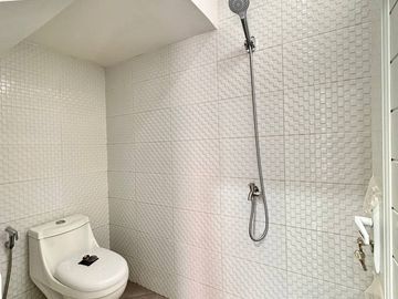 Dijual Cepat Unit Rumah SIAP HUNI & Indent Di Cipayung - Jakarta Timur Dekat Tol Setu [AR049]
