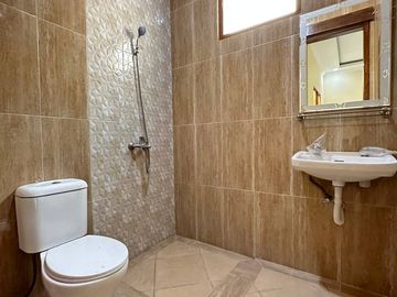 Rumah Baru Dijual Dalam Komplek Dekat Pusat Bisnis Area Rawamangun Pulogadung Jakarta Timur [AR063]