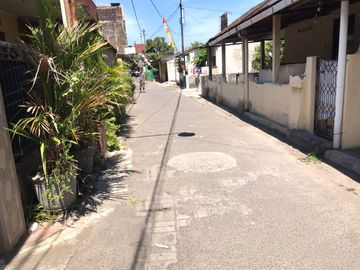 Rumah Luas Hanya 60 meter dari Jalan Solo