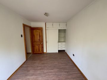 Gran casa con Galpon orilla pavimento km 1.8 Coihueco Miraflores