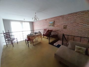 VENDO CASA EN EL ROSAL MIRAFLORES  340 MTS2