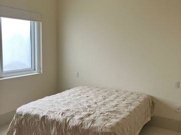 Casa con bungalow, alberca, paneles solares y vigilancia en privada | Vista Hermosa, Cuernavaca