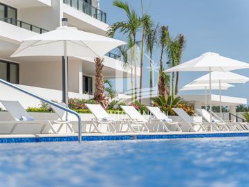 ¡Últimas 5 Unidades Amuebladas en Blume Puerto Cancún!