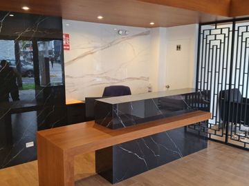 Venta de Moderno y Lindo Dpto. en San Isidro