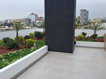 Venta de Moderno y Lindo Dpto. en San Isidro